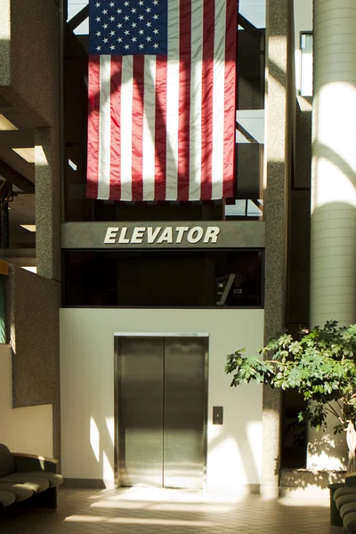 电梯 — 图库照片