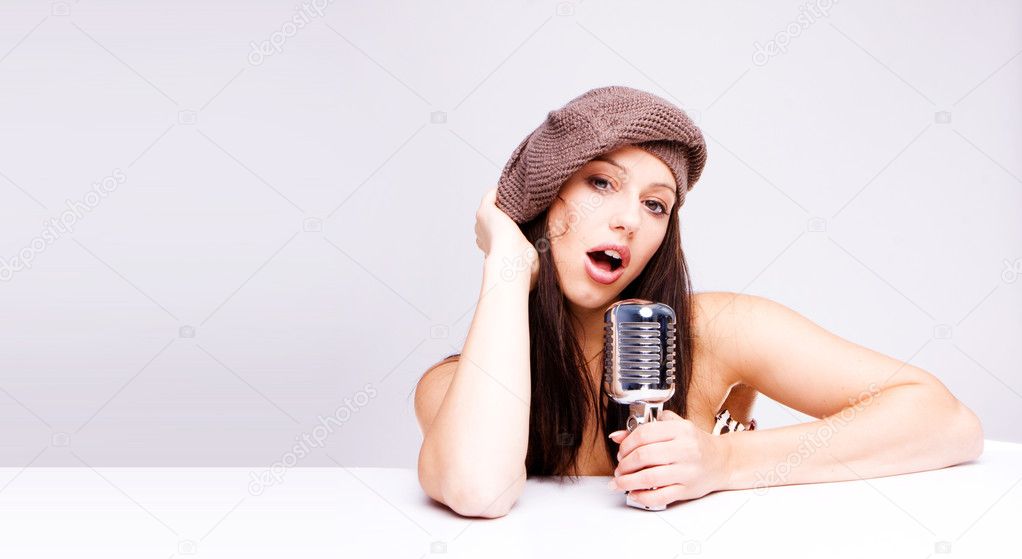 Sexy Girl singing in retro mic