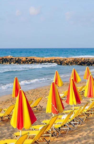 stock image Sunbeds and beach umbrellas