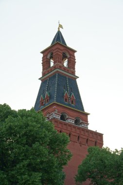 Moskova kremlin kulelerinin