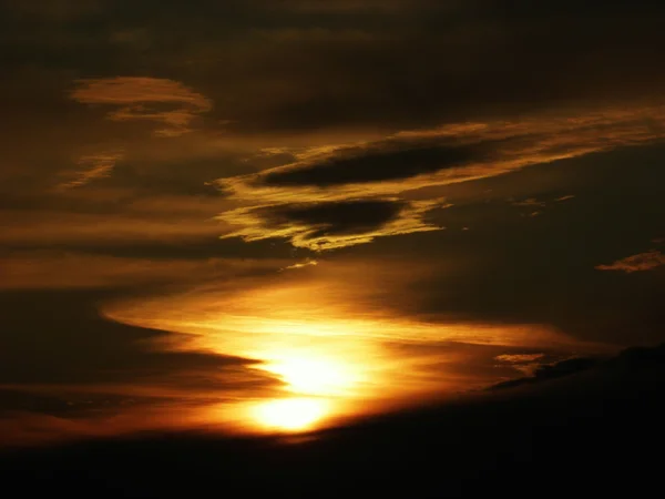 Färgstark solnedgång — Stockfoto