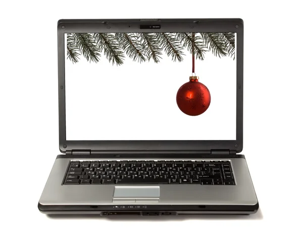 クリスマス グッズとノート パソコン — ストック写真