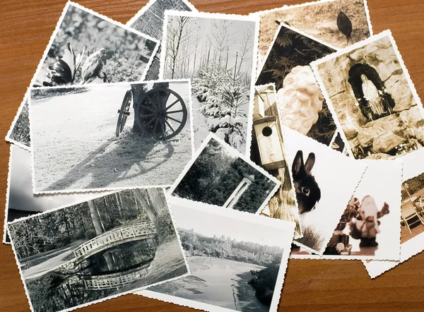 Εικόνες με διακοσμημένη άκρες στο τραπέζι — Φωτογραφία Αρχείου