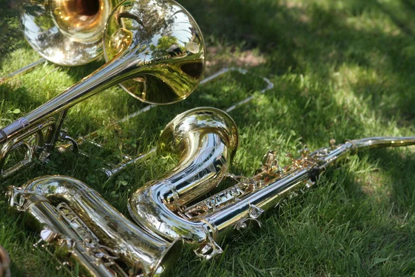 Saxofoner och tromboner — Stockfoto