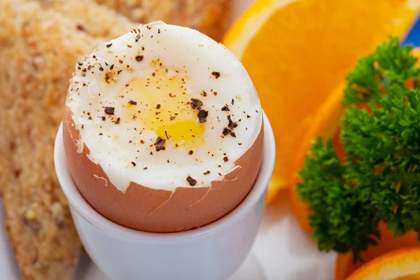 М'які варене яйце — стокове фото