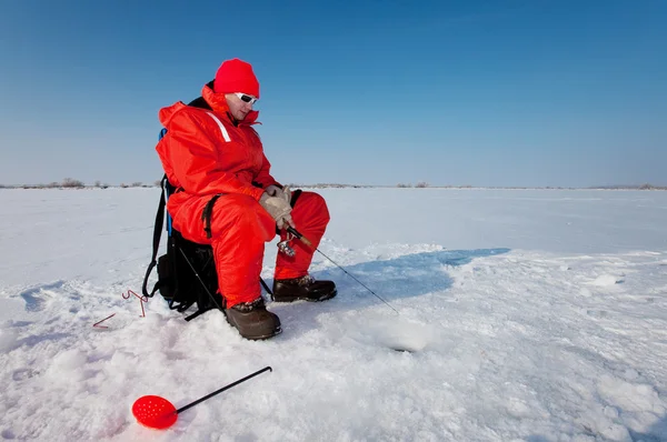 Pesca sobre hielo — Foto de Stock