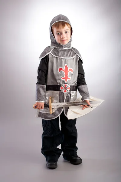 Chłopiec rycerz — Zdjęcie stockowe