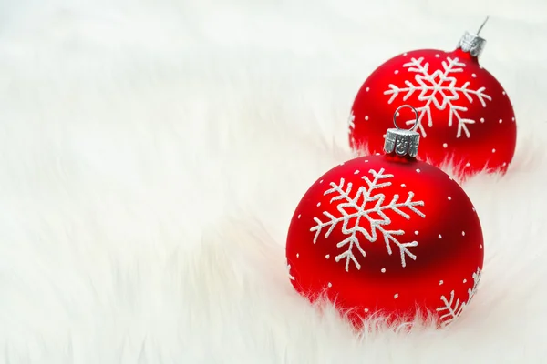 赤い雪フレーク安物の宝石 — ストック写真