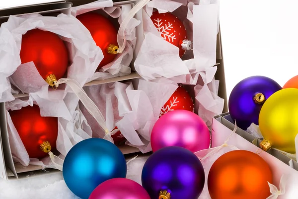 Caixas de decorações de Natal — Fotografia de Stock