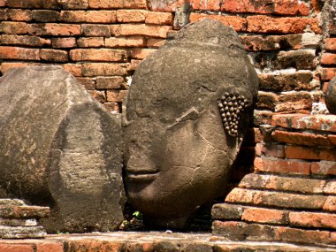 ajutthai kalıntıları, bir Buda'nın başkanı