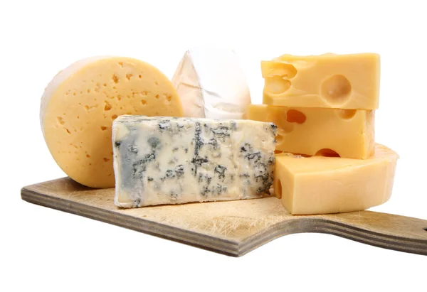 Soorten kaas geïsoleerd — Stockfoto