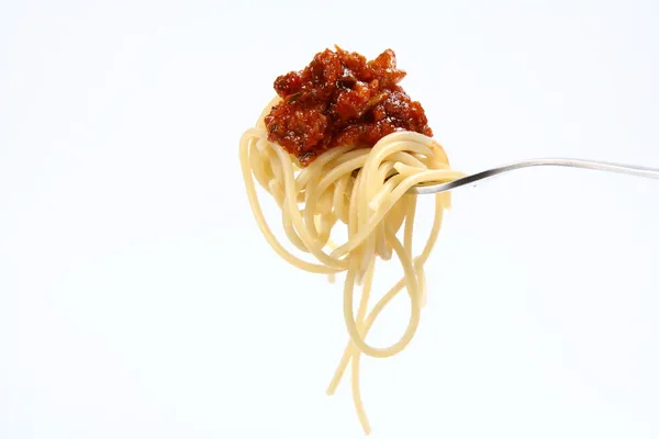 Bolonhesa de espaguete em um garfo — Fotografia de Stock