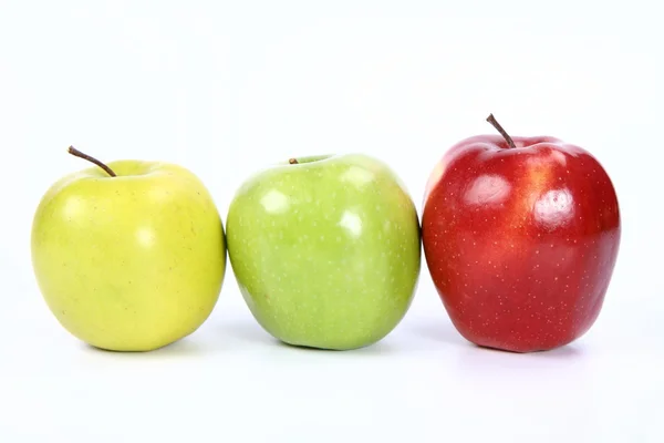 Tres manzanas en bruto — Foto de Stock