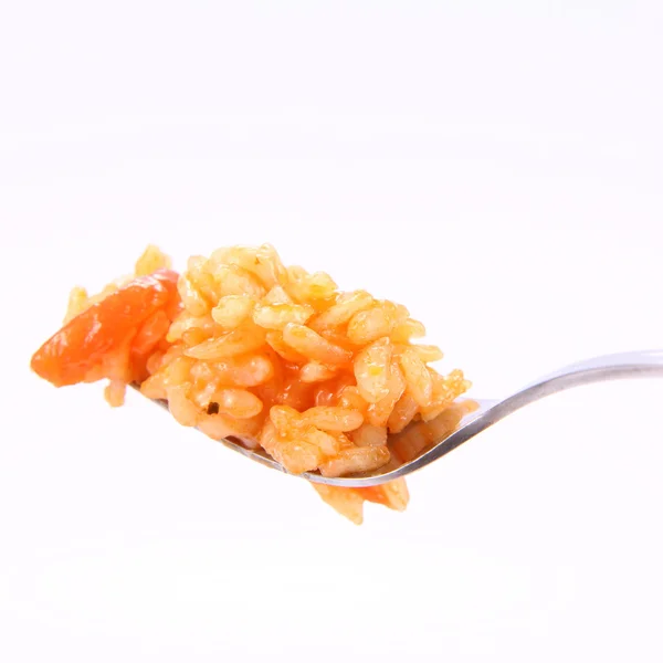 Risotto z pomidorami na widelec — Zdjęcie stockowe