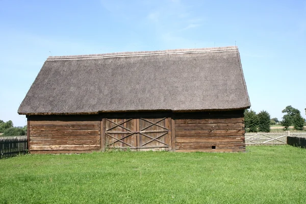 Thatched Barn — Stock Photo, Image