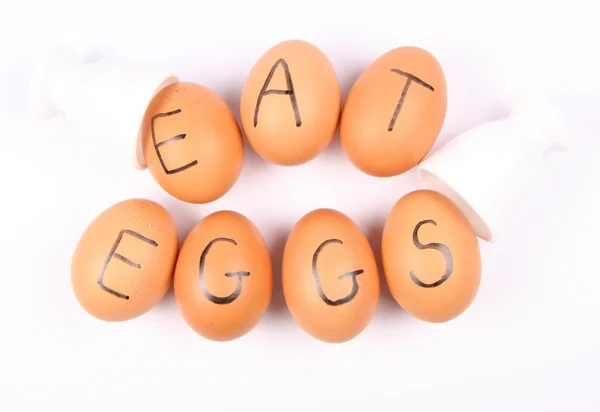Eieren met een inscriptie eten eieren — Stockfoto