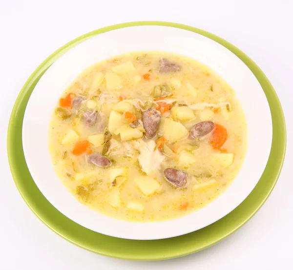 Маринованный огуречный суп — стоковое фото