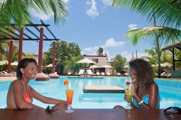 Stock image Cocktails by the pool