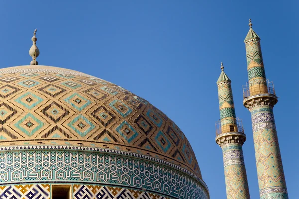 马斯-i jame' 以伊朗亚兹德清真寺 — 图库照片