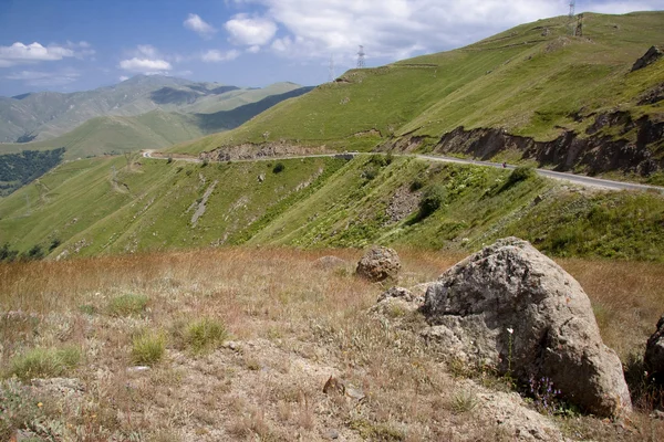Ruta de montaña en Armenia —  Fotos de Stock