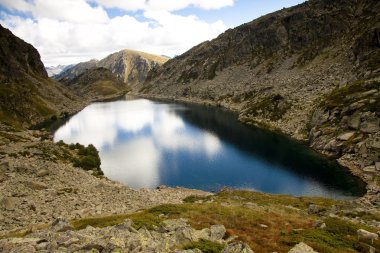 Couart lake - Andorra clipart