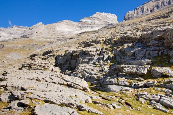 Monte Perdido massif - Ordesa Park. — Stok fotoğraf