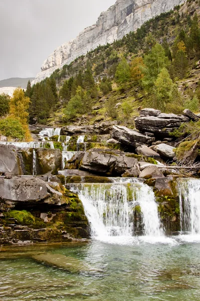 stock image Ordesa park - small cascade