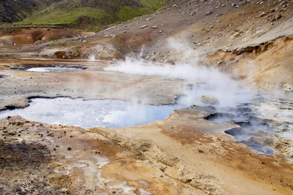 Área geotérmica, paisagem colorida - Islândia — Fotografia de Stock