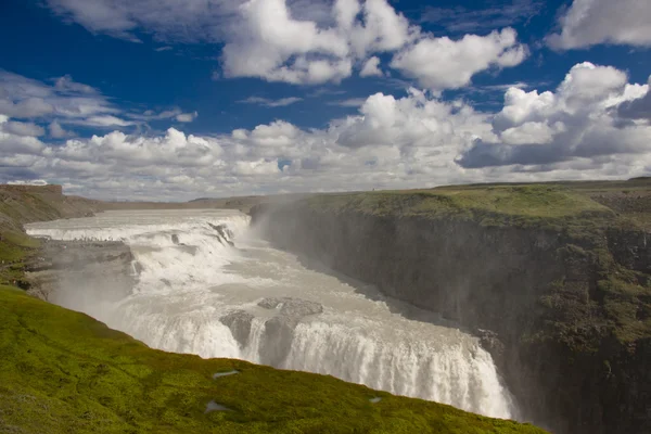 グトルフォス大きな滝 - アイスランド. — ストック写真