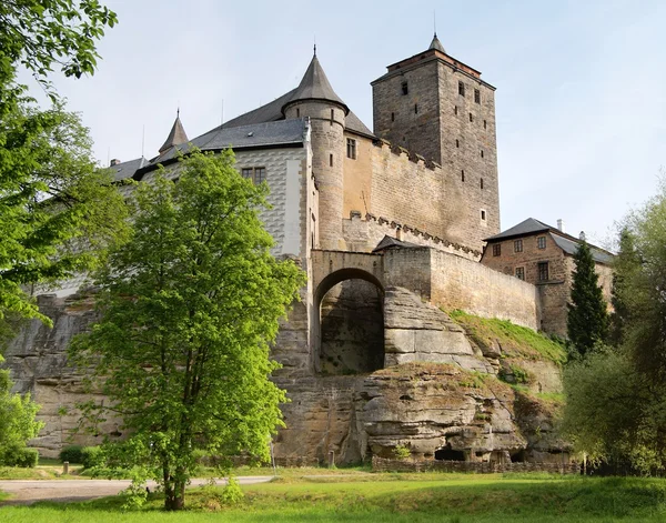 Vista del castillo hrad kost — Foto de Stock