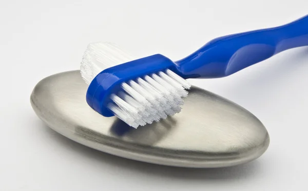 Brush cleaner dentures — Stock Photo, Image