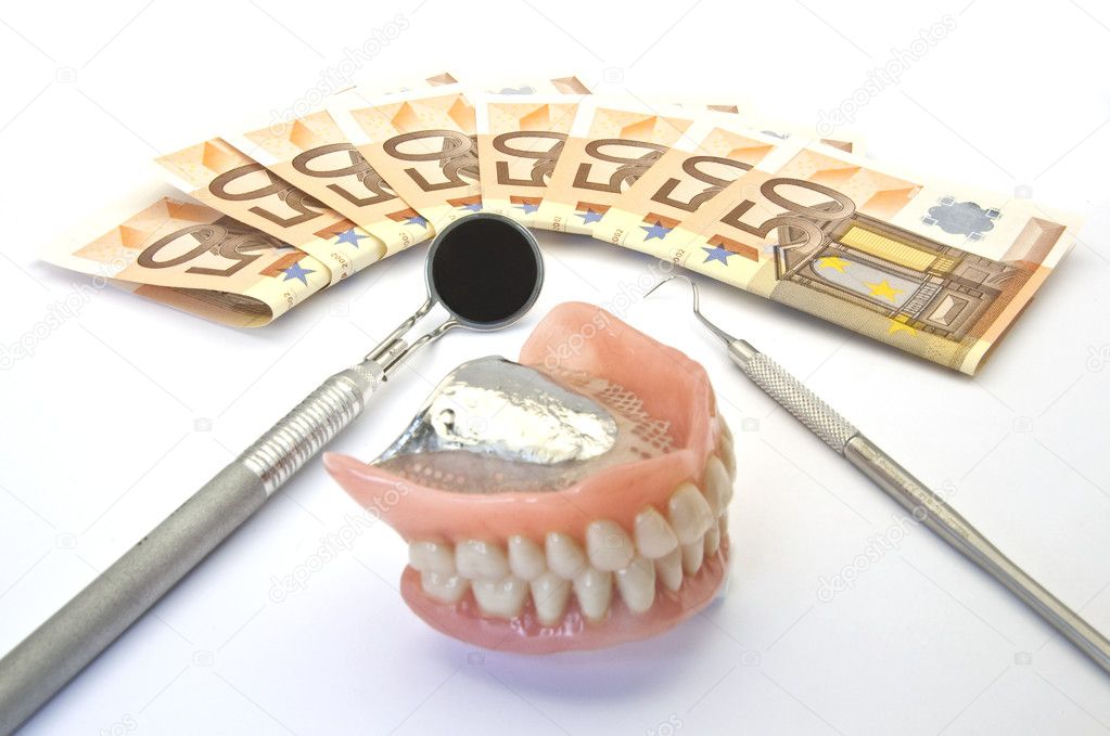 Money and dental prosthesis