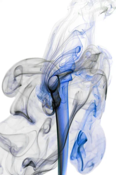 Blauer Rauch auf weißem Grund — Stockfoto
