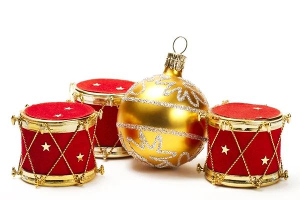 Boule de Noël et décorations de tambour rouge — Photo