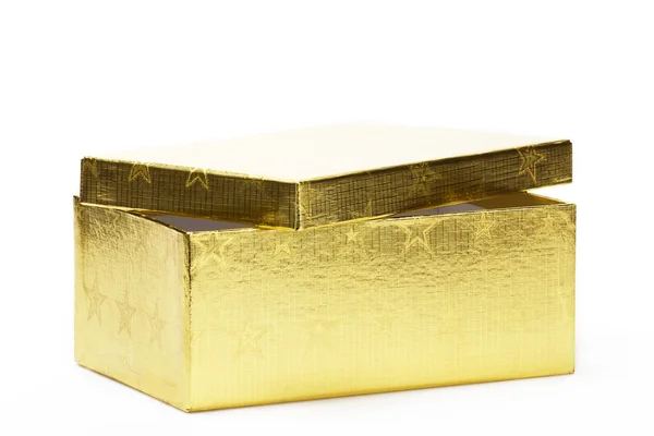 Caja de regalo dorada ligeramente abierta con estrellas —  Fotos de Stock