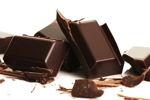 Morceaux de chocolat nature cassés — Photo