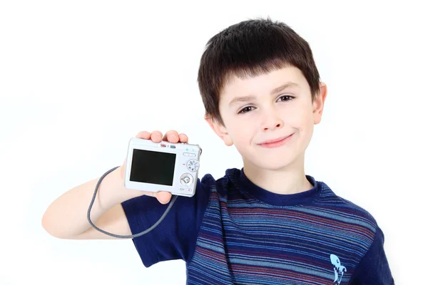Маленький хлопчик з цифровою камерою — стокове фото