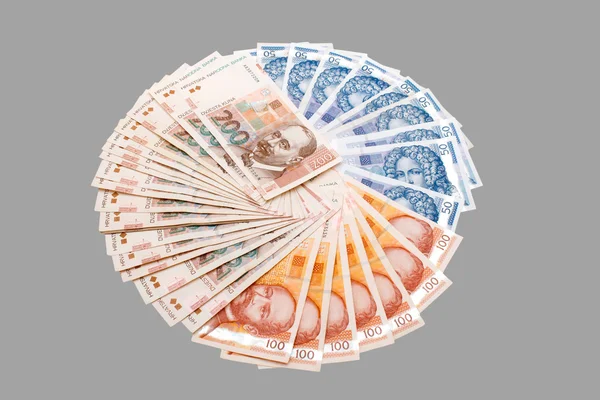 Hırvat Kunası banknotların üzerinde gri izole — Stok fotoğraf