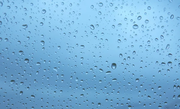 Gotas de agua en la ventana de vidrio. XXL — Foto de Stock
