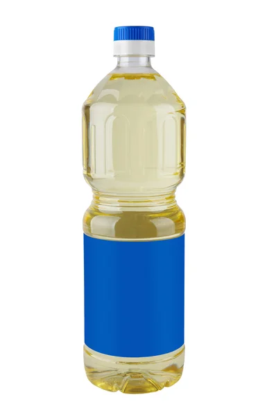 Рослинна олія в пластиковій пляшці ізольована на білому. XXL — стокове фото