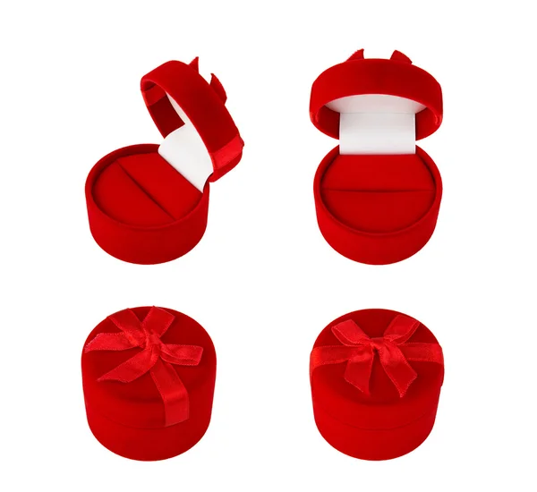 Красные бархатные коробки для ювелирных изделий . — стоковое фото
