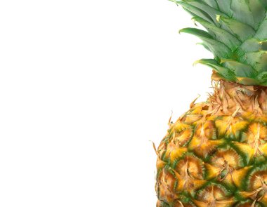 Beyaz arka plan üzerinde izole yakın çekim ananas.