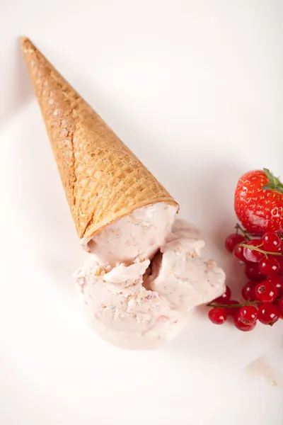新鮮なアイスクリーム — ストック写真