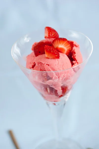 딸기 아이스크림 — 스톡 사진