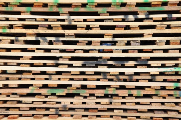 Rubber wooden pallet cross section — Stock Photo, Image