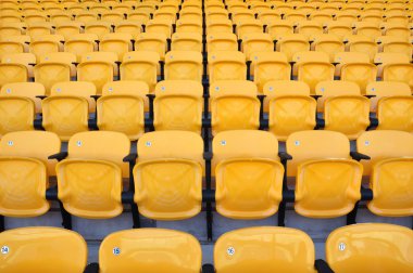 Dikey sıra sarı koltuk Stadyumu