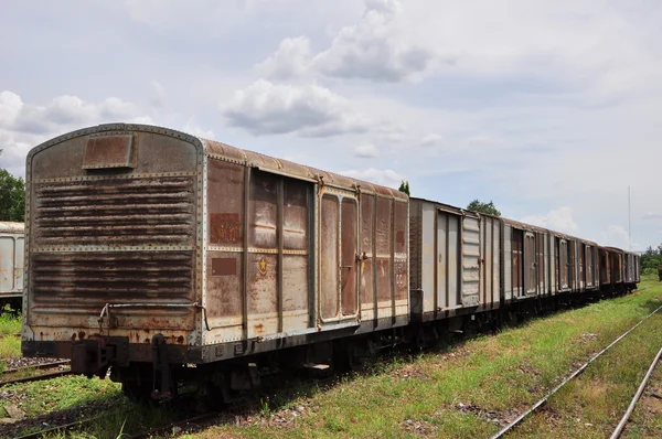 Vieux train bogy avec ciel — Photo