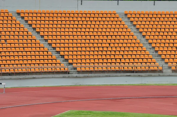 橙色的位子在体育场 2 — 图库照片