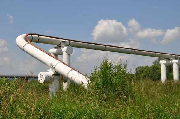 O oleoduto principal de uma alta pressão — Fotografia de Stock