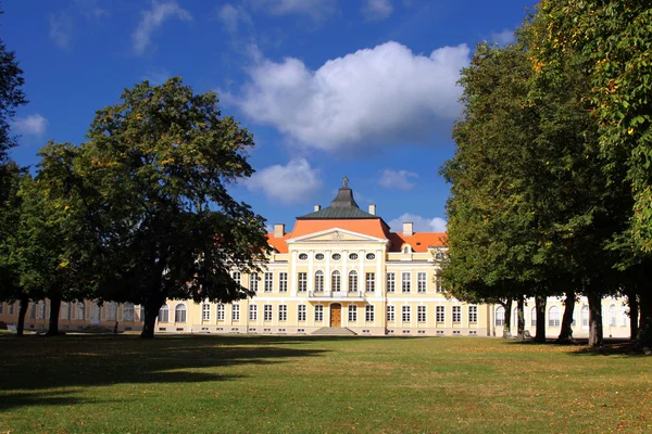 Palácio em Rogalin . — Fotografia de Stock